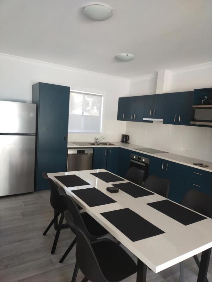 Вилла Jurien Beachfront Holiday Units Джуриен-Бэй Экстерьер фото