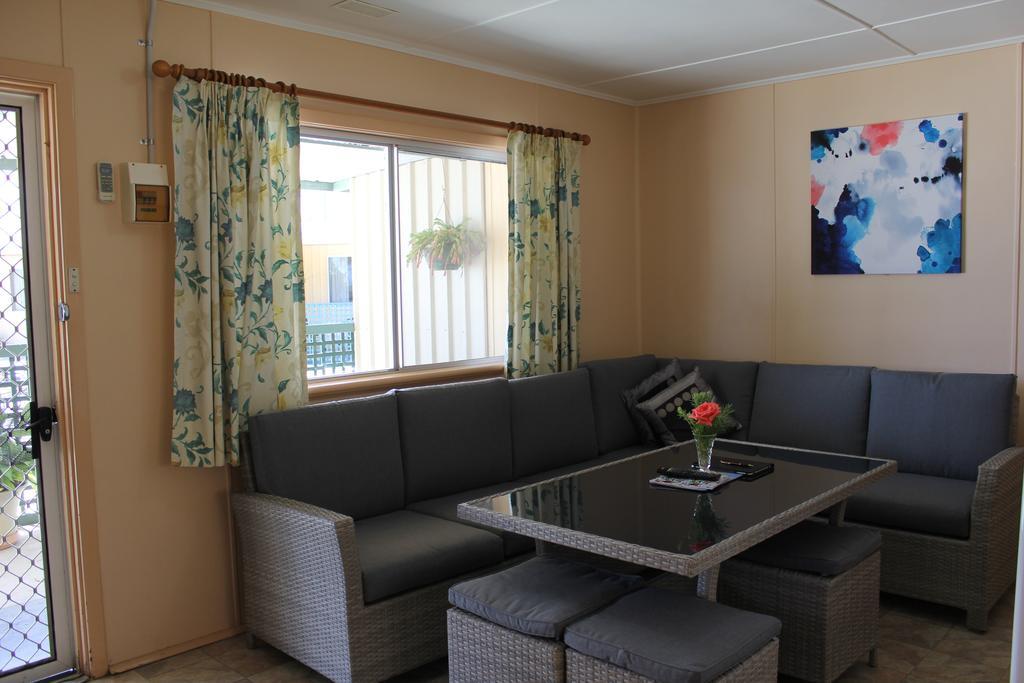Вилла Jurien Beachfront Holiday Units Джуриен-Бэй Экстерьер фото