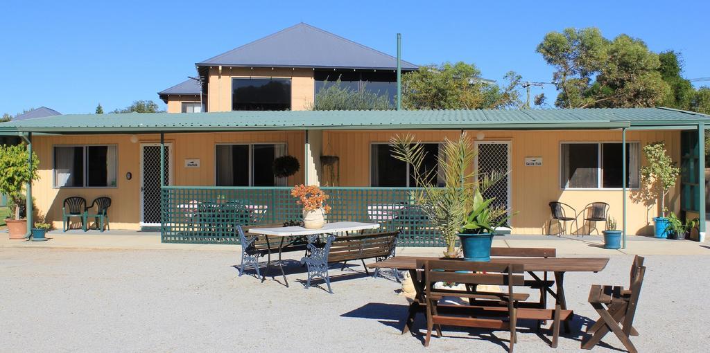 Вилла Jurien Beachfront Holiday Units Джуриен-Бэй Экстерьер фото
